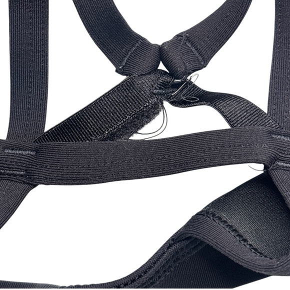 Lululemon | Black Strappy Back Sports Bra | Size 6 - Picture 4 of 6